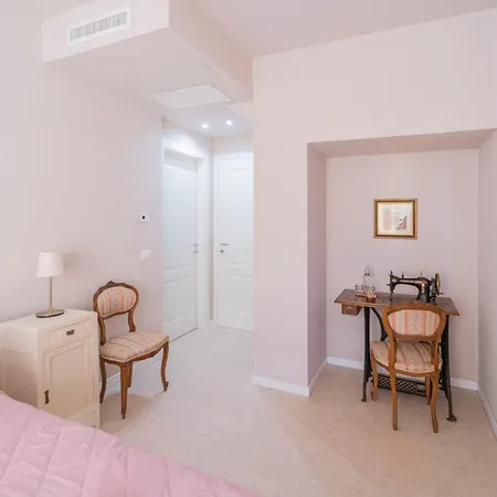 Alojamento de Acomodação e Pequeno-almoço Chicchi - Sestri Levante