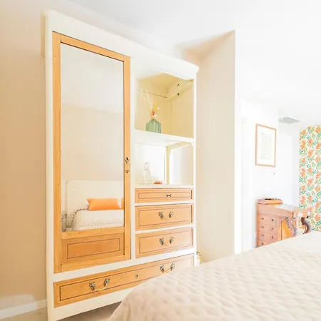 Chicchi - Bed and Breakfast 4*